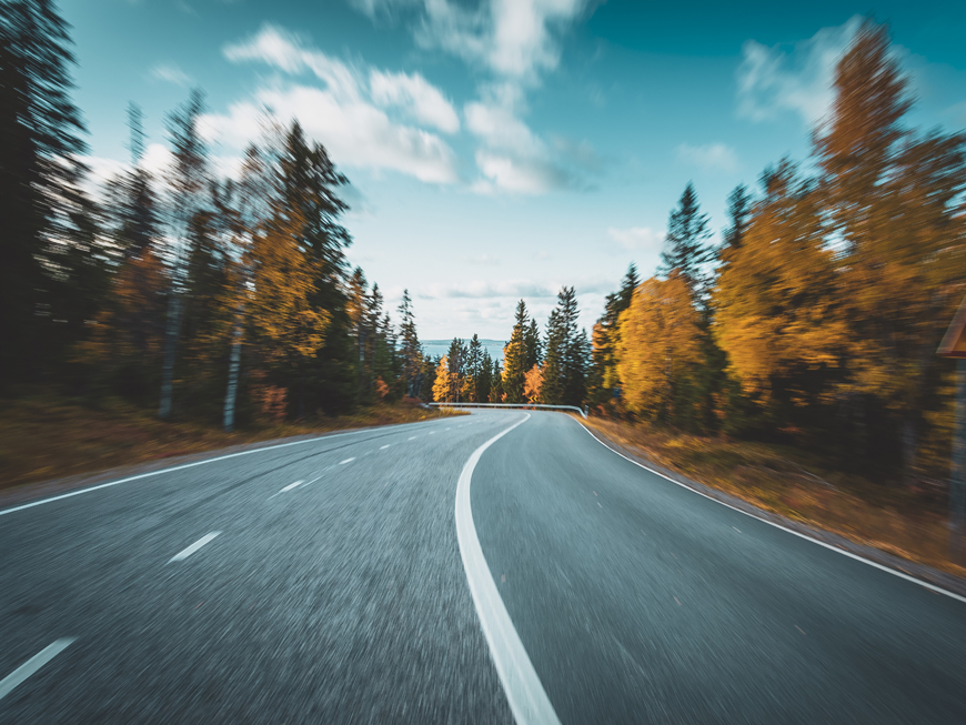 route illustrant les longs trajets en voiture
